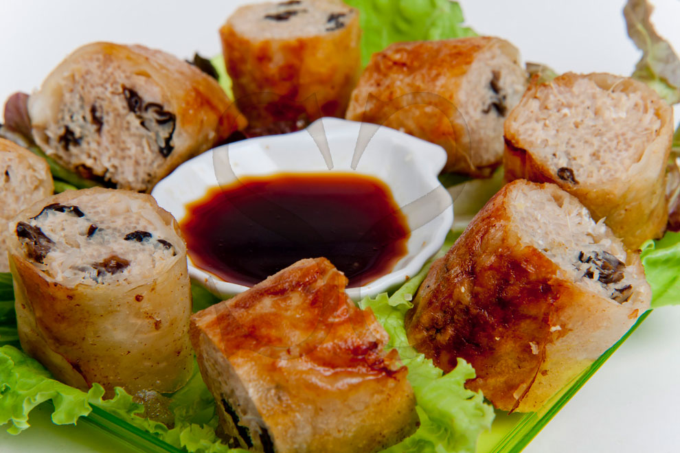 Nems asiatiques aux poulet (à couper en 4)