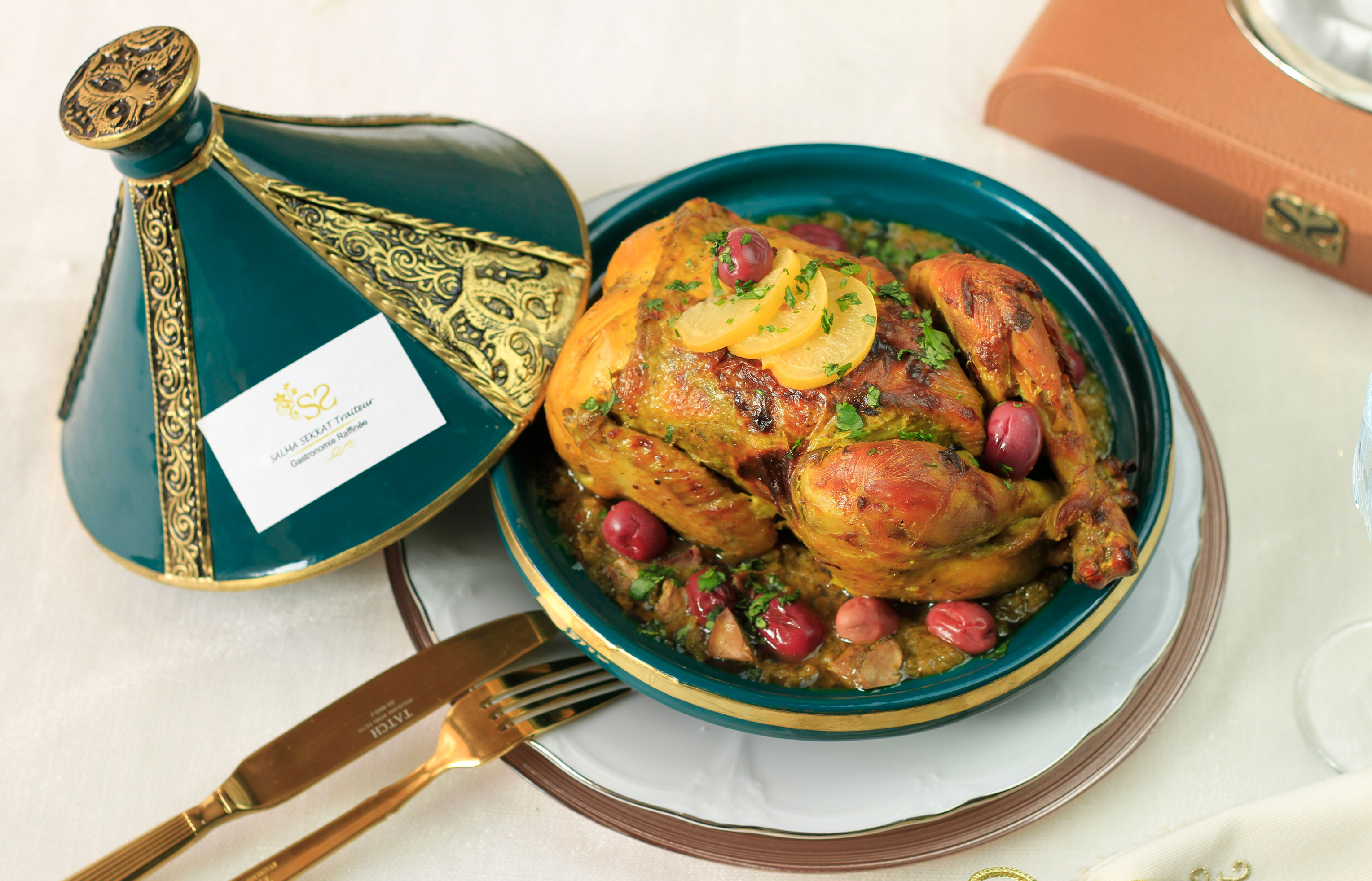 Poulet m’quali olives et citron confit (2 pers )